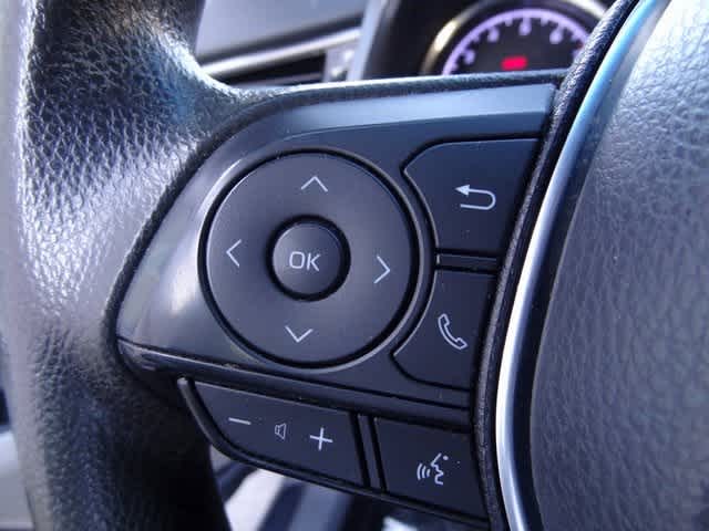 Thumbnail: 2020 Toyota Camry - 16