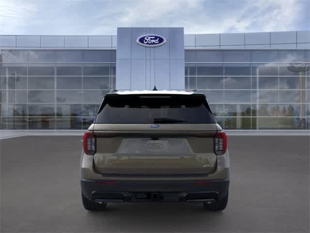 Thumbnail: 2026 Ford Explorer - 5