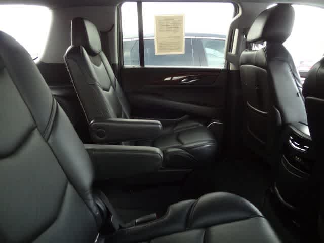 Thumbnail: 2016 Cadillac Escalade - 11
