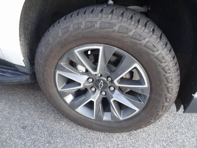 Thumbnail: 2022 Chevrolet Tahoe - 16