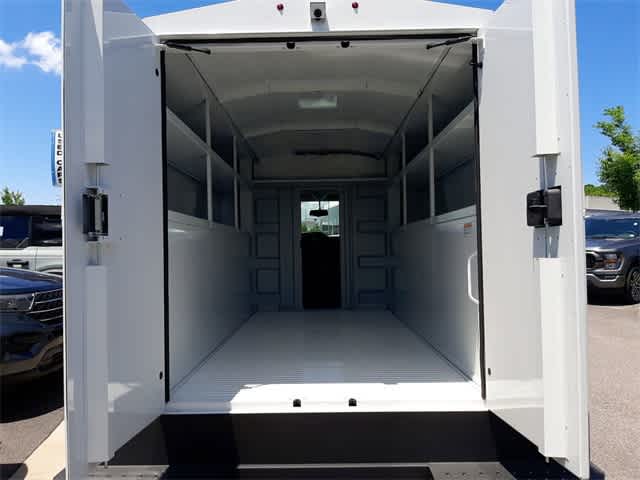 Thumbnail: 2025 Ford Econoline - 15