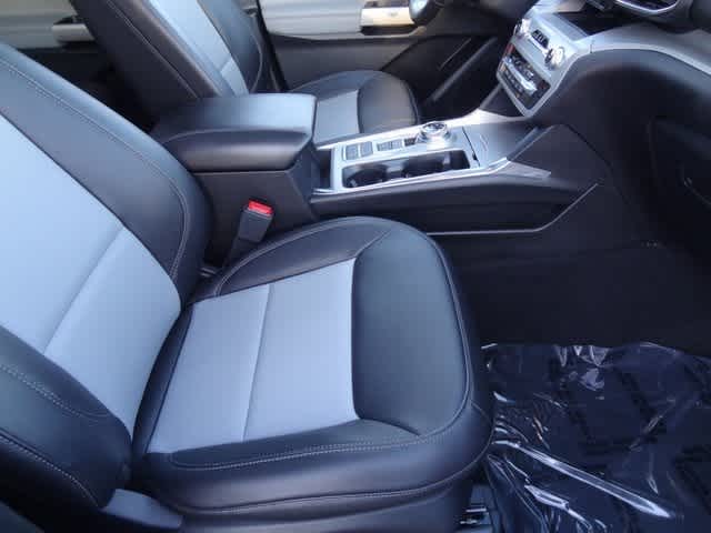 Thumbnail: 2023 Ford Explorer - 17