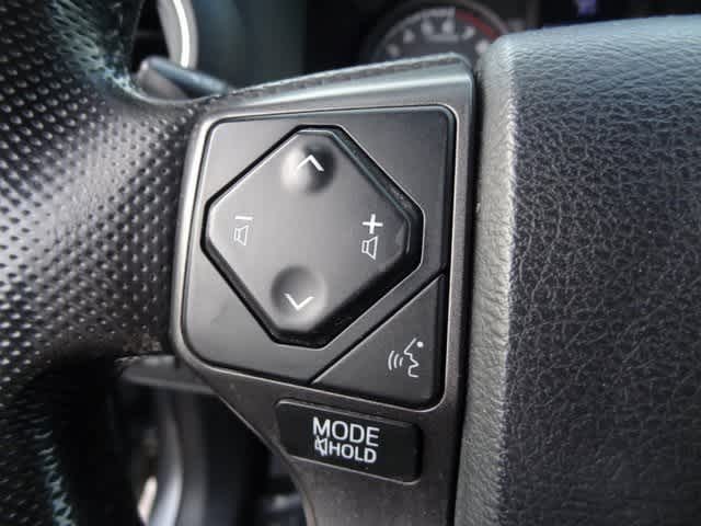 Thumbnail: 2016 Toyota Tacoma - 16