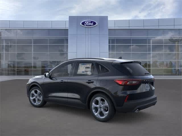 Thumbnail: 2025 Ford Escape - 4