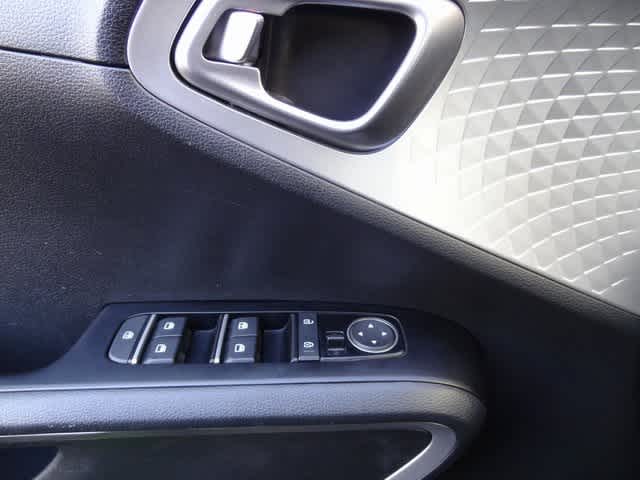 Thumbnail: 2023 Kia Soul - 13