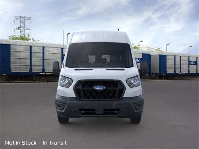 2025 Ford Econoline E-350 6