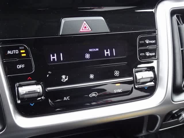 Thumbnail: 2023 Kia Sorento - 39