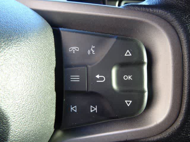 Thumbnail: 2022 Ford Bronco - 17