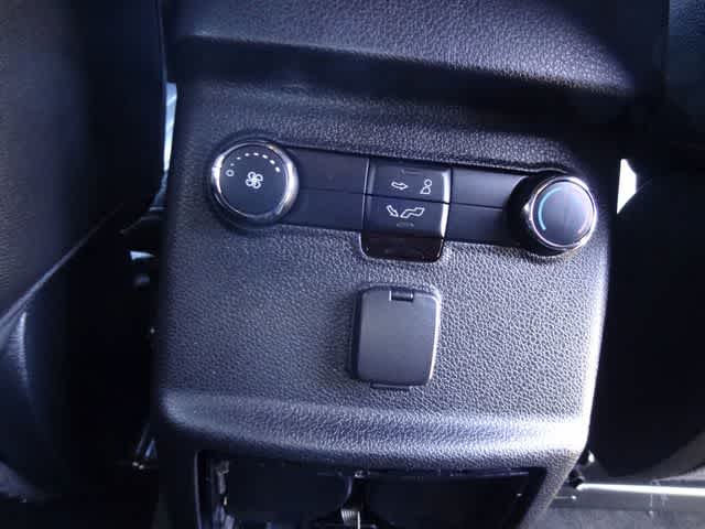 Thumbnail: 2018 Ford Explorer - 12