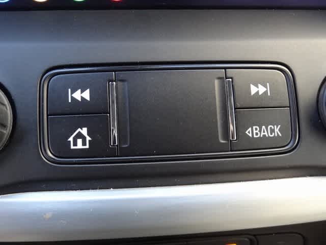 Thumbnail: 2023 GMC Acadia - 31