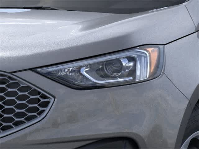 Thumbnail: 2024 Ford Edge - 18