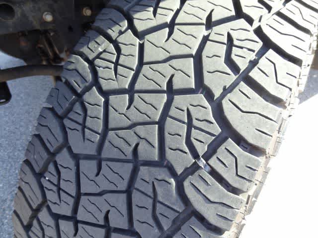 Thumbnail: 2017 Jeep Wrangler - 34