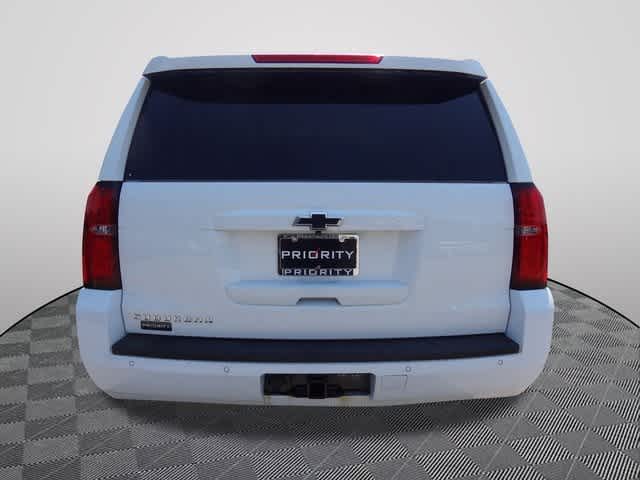 Thumbnail: 2017 Chevrolet Suburban - 3