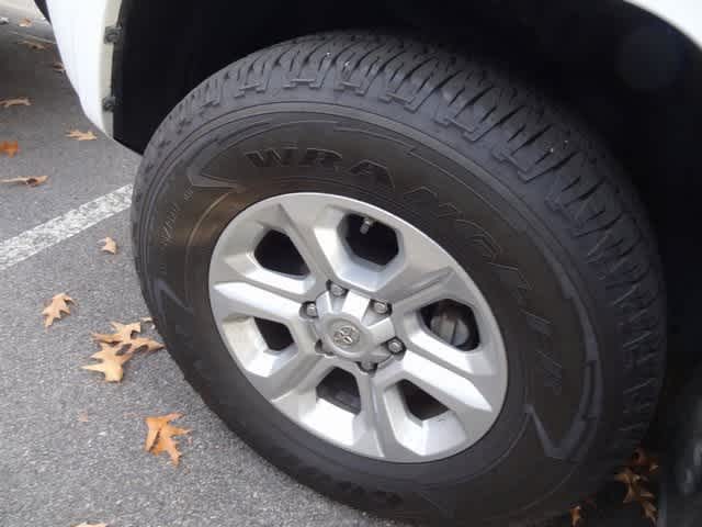 Thumbnail: 2021 Toyota 4Runner - 12