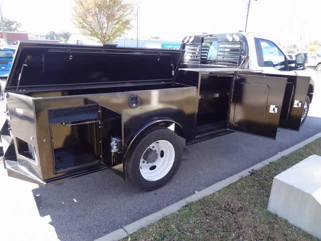 Thumbnail: 2023 Ford F-450 - 14