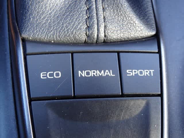 Thumbnail: 2024 Toyota Camry - 32