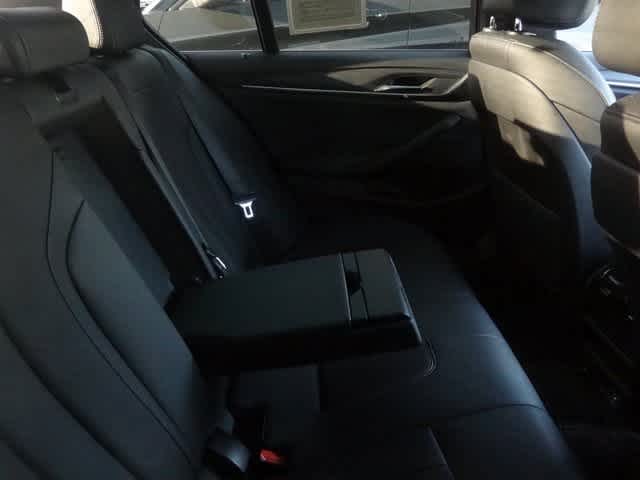 Thumbnail: 2023 BMW 5 Series - 8