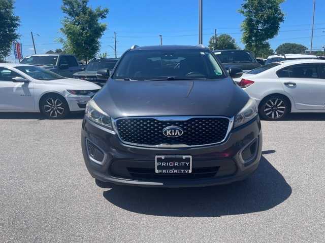Thumbnail: 2016 Kia Sorento - 7