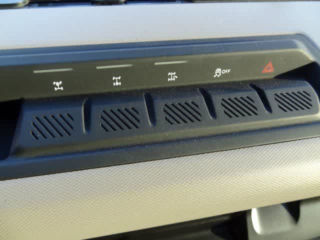 Thumbnail: 2022 Ford Bronco - 36