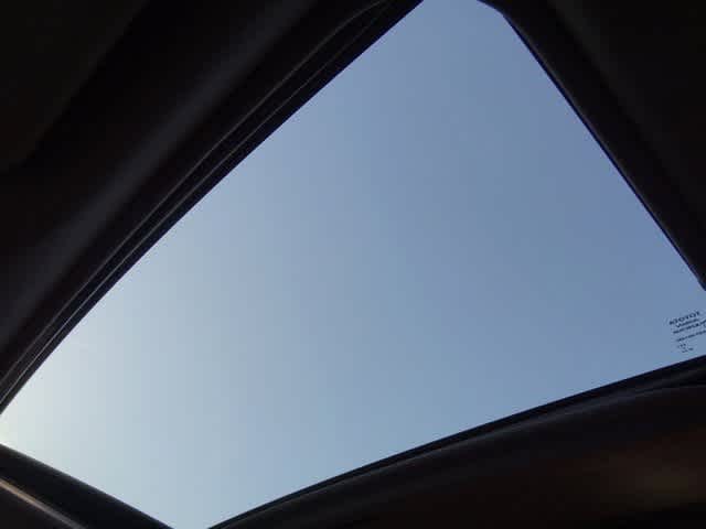 Thumbnail: 2019 Toyota Avalon - 8