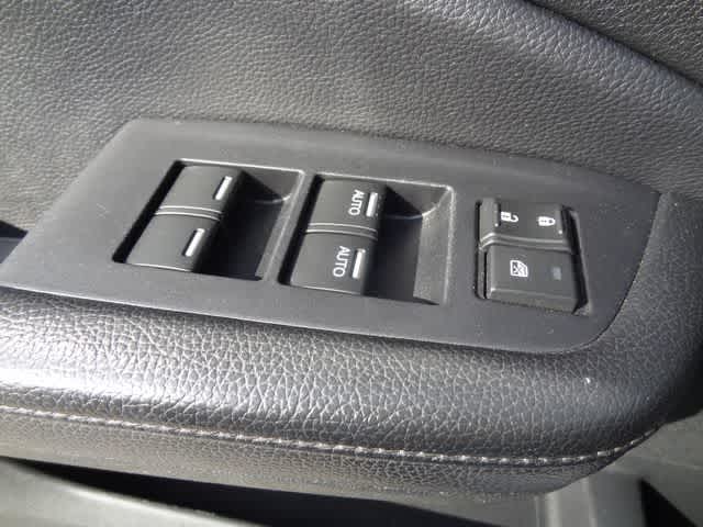 Thumbnail: 2019 Honda Pilot - 21