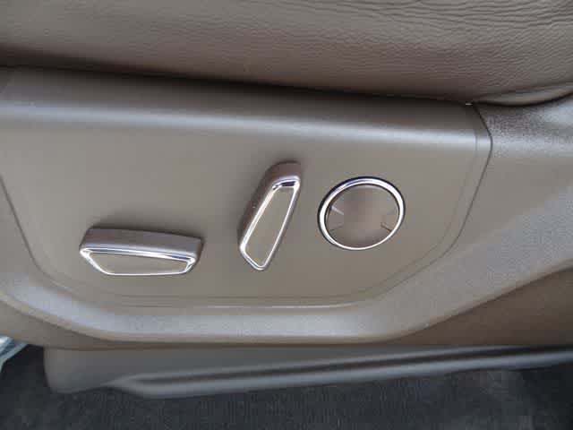 Thumbnail: 2022 Ford Expedition - 7