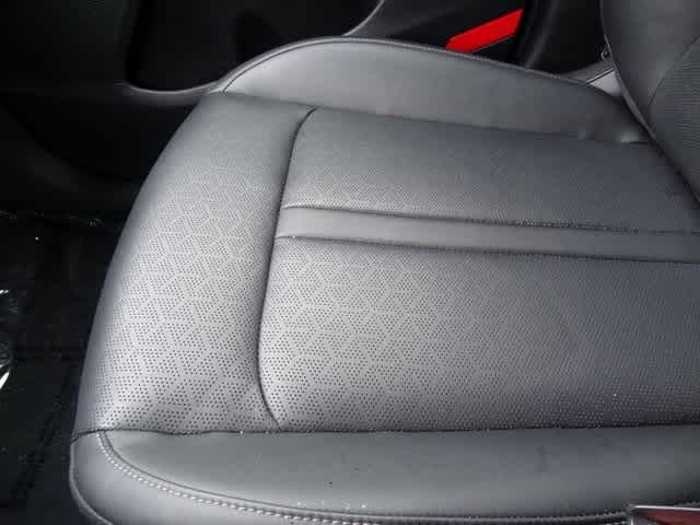 Thumbnail: 2023 Kia Sorento - 41