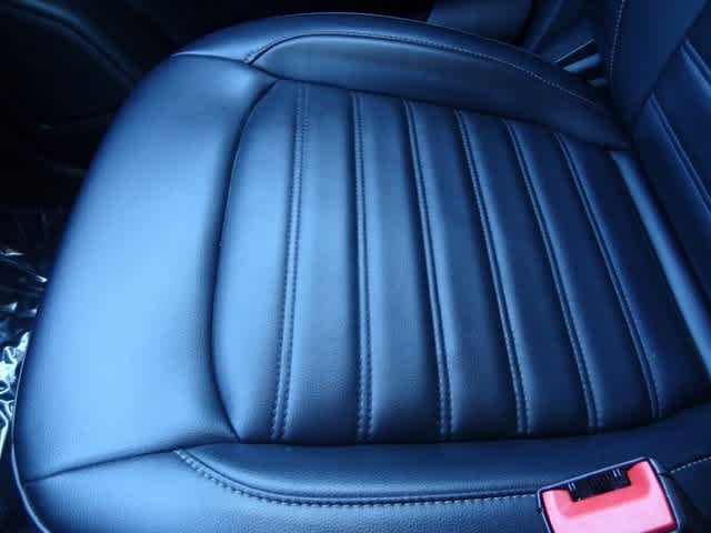 Thumbnail: 2023 Ford Edge - 31