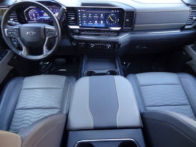 Thumbnail: 2025 Chevrolet Silverado 2500 - 16