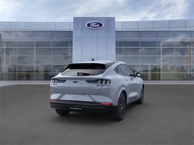 2025 Ford Mustang Mach-E Premium 8