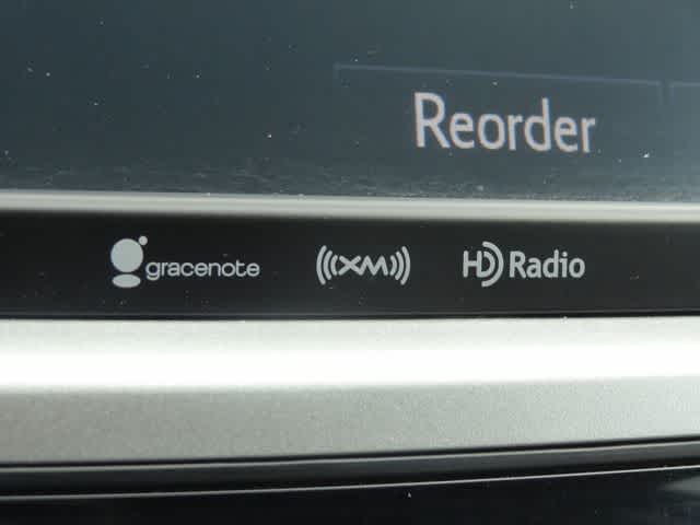 Thumbnail: 2016 Toyota Highlander - 32