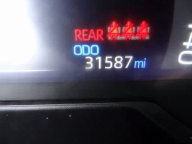 Thumbnail: 2023 Toyota RAV4 - 21