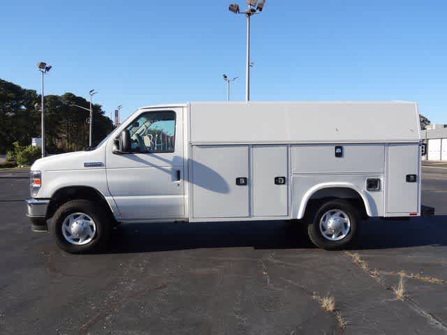 Thumbnail: 2025 Ford Econoline - 2
