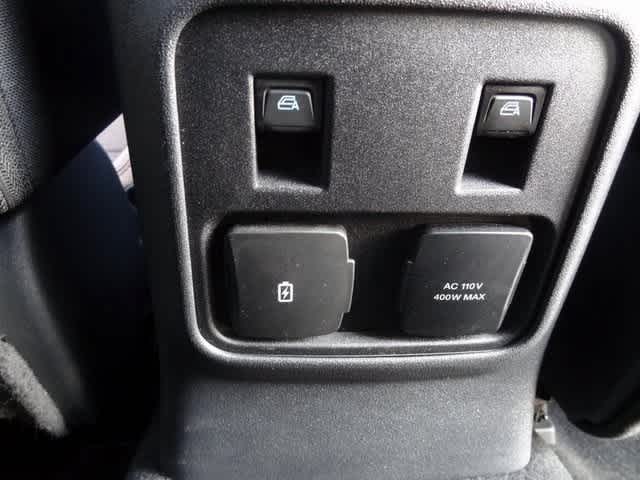 Thumbnail: 2022 Ford Bronco - 10