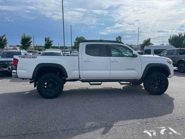 2017 Toyota Tacoma TRD Off-Road 6