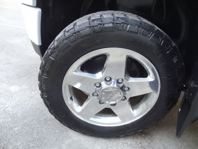 Thumbnail: 2014 GMC Sierra 2500 - 32