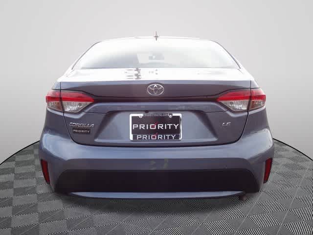 Thumbnail: 2022 Toyota Corolla - 3