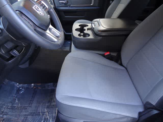 Thumbnail: 2024 RAM 1500 Classic - 6