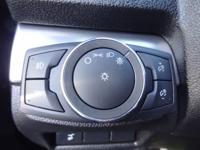 Thumbnail: 2018 Ford Explorer - 18