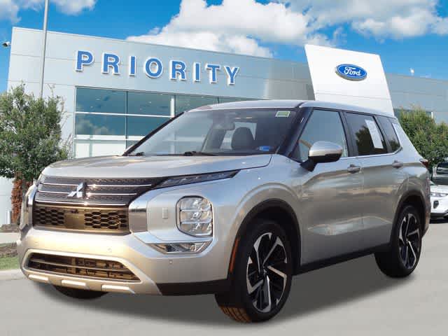 Thumbnail: 2024 Mitsubishi Outlander - 1