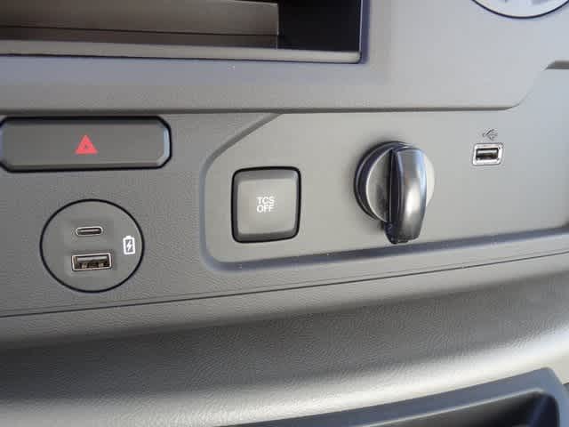 Thumbnail: 2024 Ford Econoline - 21