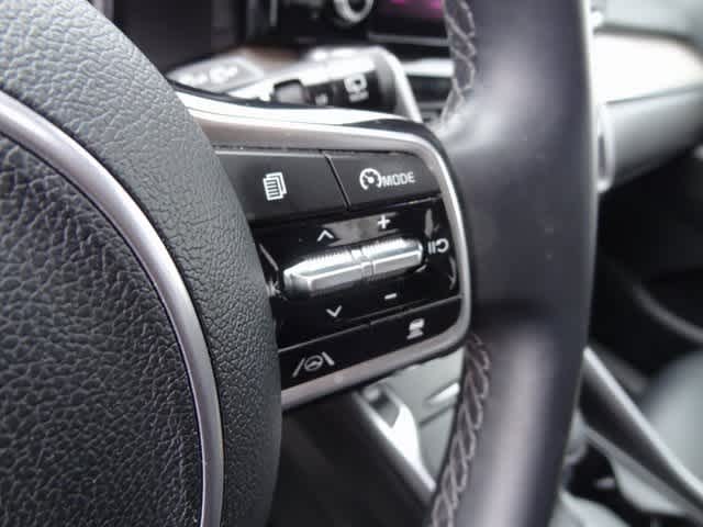 Thumbnail: 2023 Kia Sorento - 21