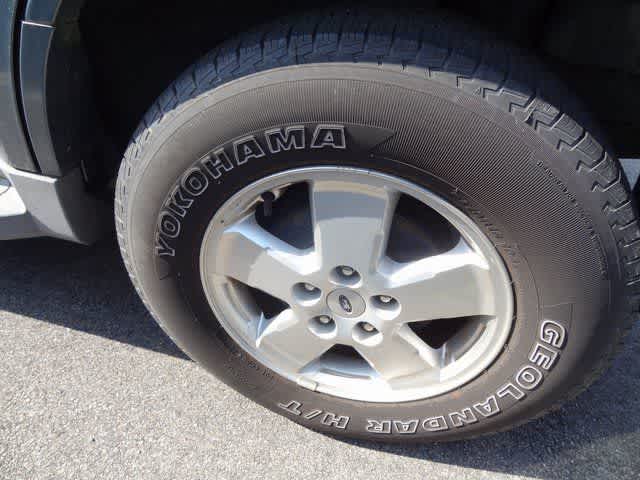 Thumbnail: 2012 Ford Escape - 23