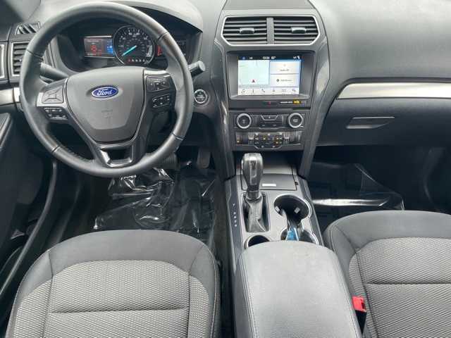 2018 Ford Explorer XLT 9