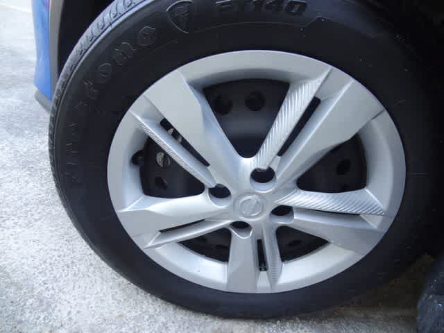 Thumbnail: 2023 Nissan Kicks - 30