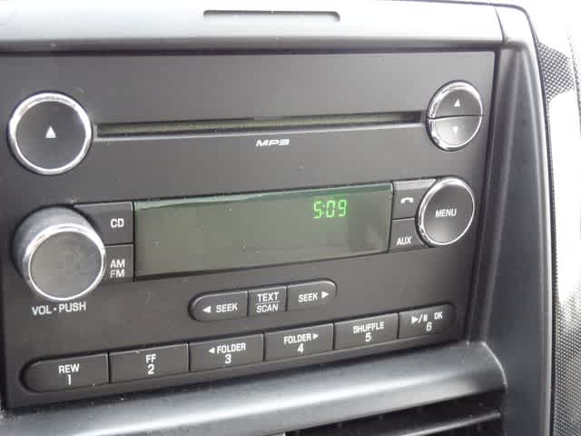 Thumbnail: 2008 Ford Explorer - 21