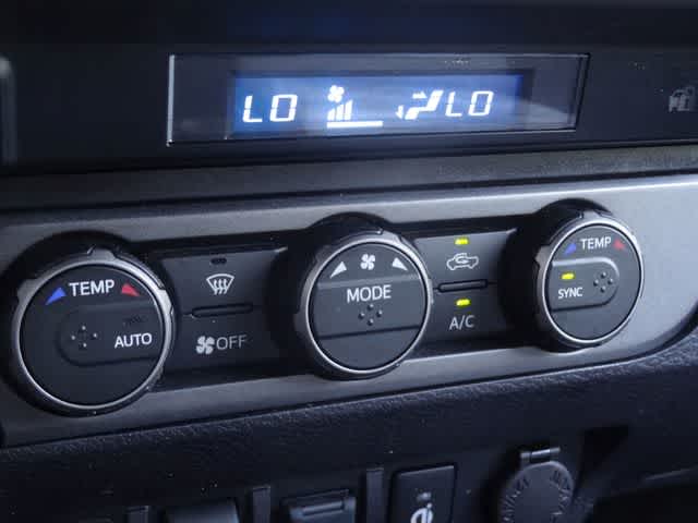 Thumbnail: 2023 Toyota Tacoma - 32