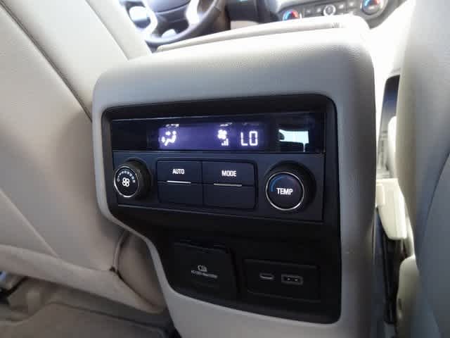 Thumbnail: 2023 GMC Acadia - 13