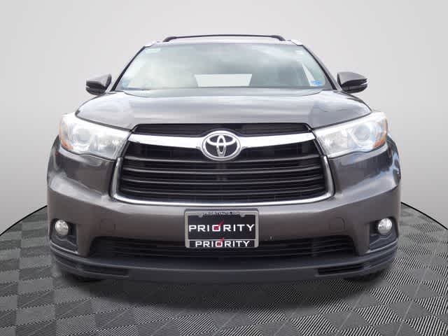 Thumbnail: 2016 Toyota Highlander - 5