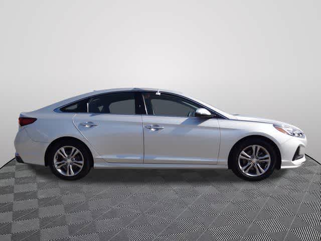 Thumbnail: 2018 Hyundai Sonata - 4